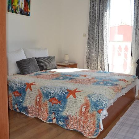Apartments Lucija Srima Ngoại thất bức ảnh
