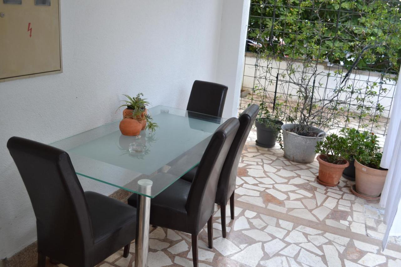 Apartments Lucija Srima Ngoại thất bức ảnh