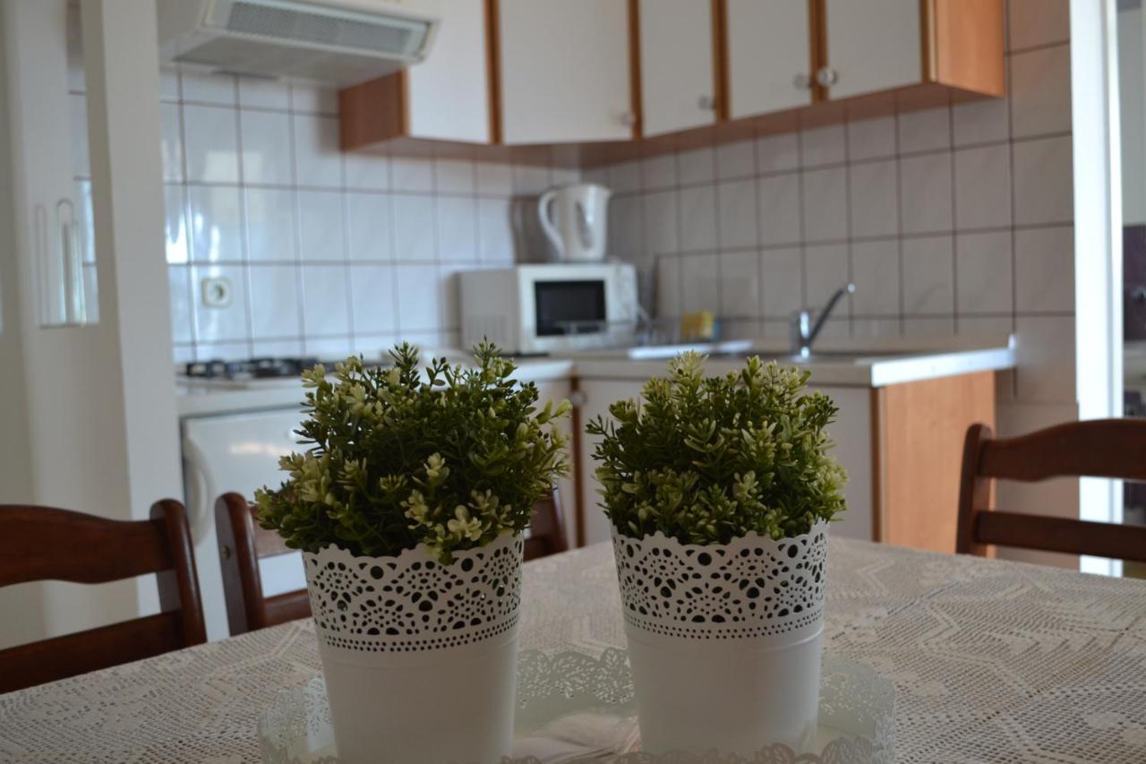 Apartments Lucija Srima Ngoại thất bức ảnh