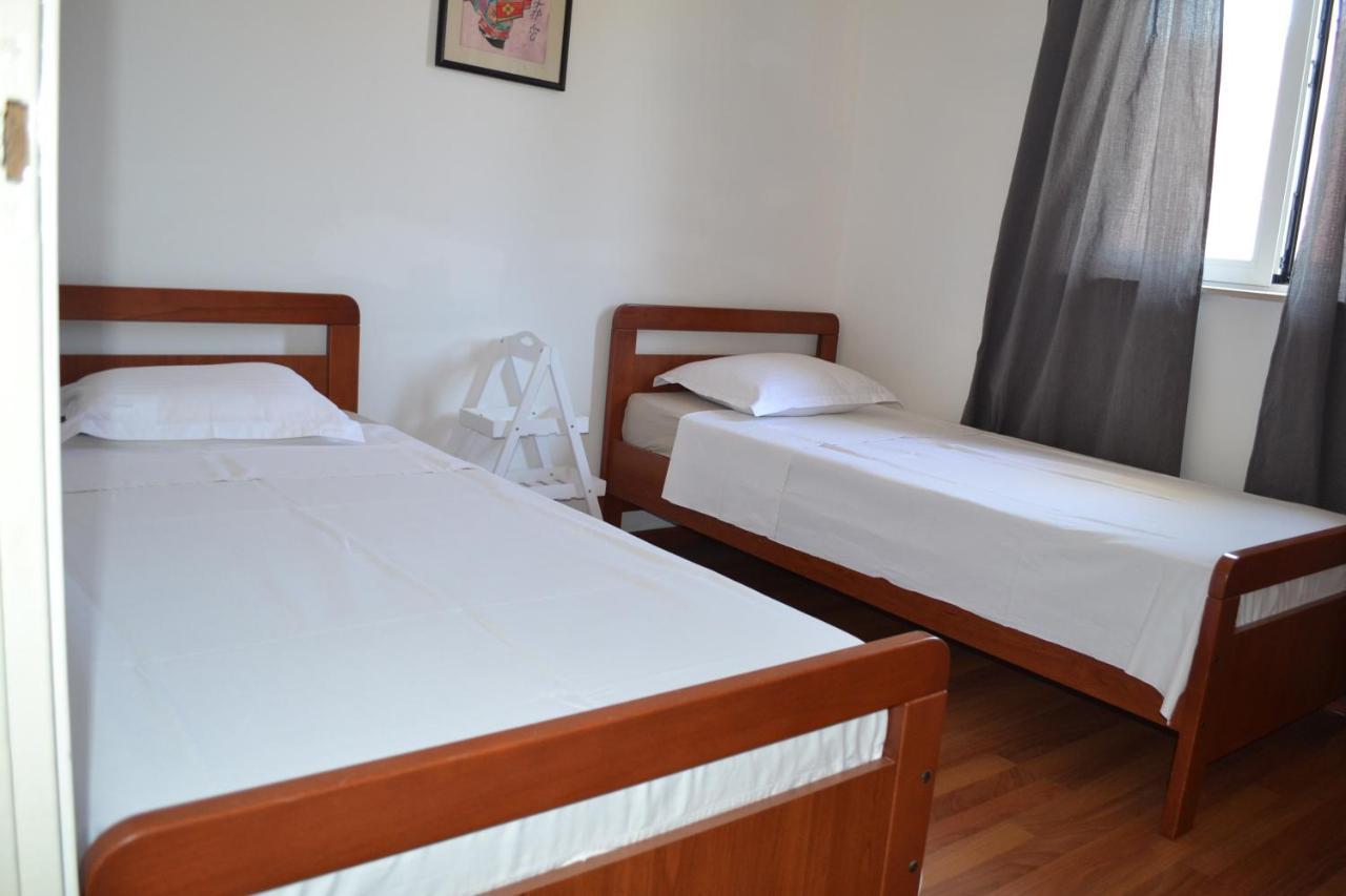 Apartments Lucija Srima Ngoại thất bức ảnh
