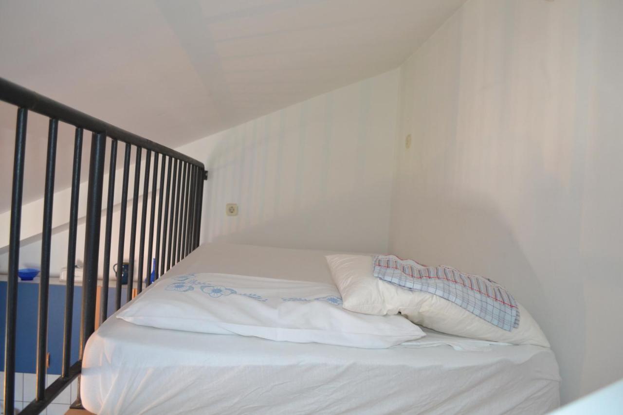 Apartments Lucija Srima Ngoại thất bức ảnh